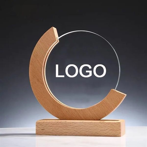 Round Moon Wood Award