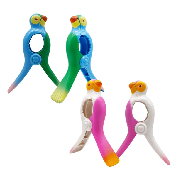 Plastic towel clip