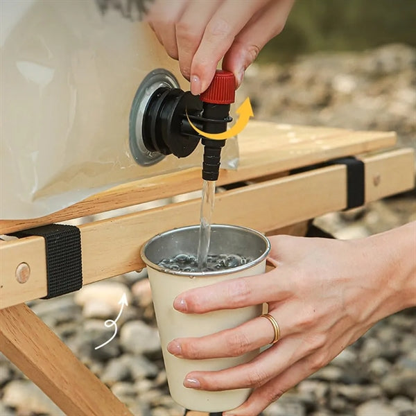 Outdoor 8L foldable water container bag with faucet