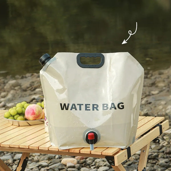 Outdoor 8L foldable water container bag with faucet