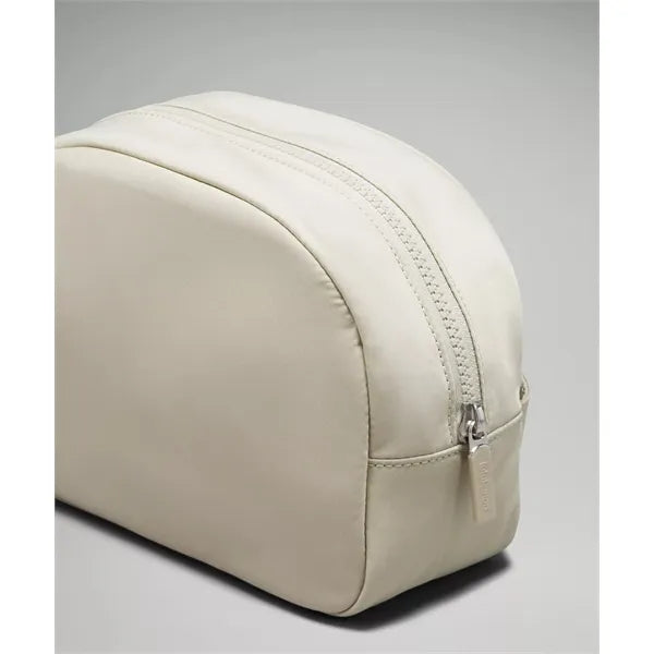 City Essentials Pouch 2L