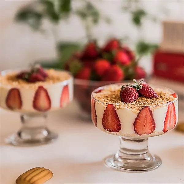 Small Clear Mini Footed Dessert Cups for Fruit Pudding