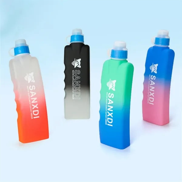 Curved close-fitting squeeze waist bag water cup