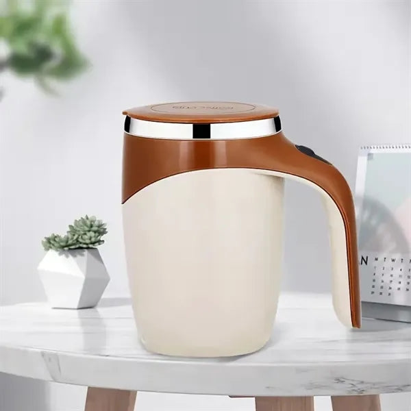Automatic magnetic stirring coffee cup