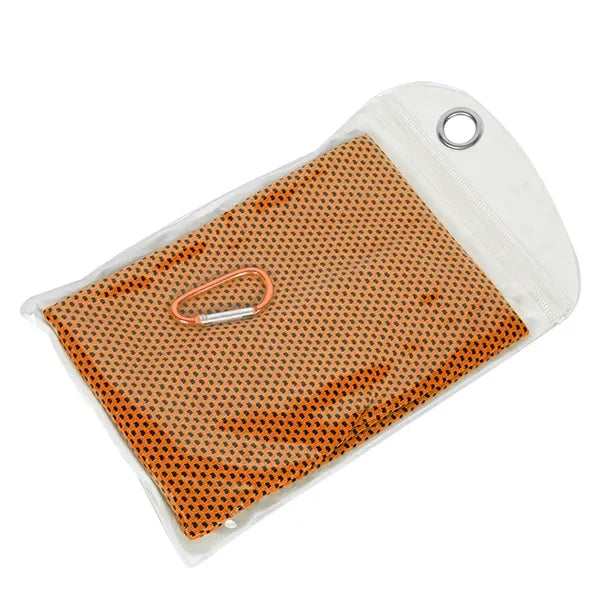 Sports Cooling Towel With Carabiner Pouch Packaging