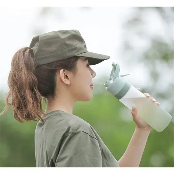24 oz Multifunctional Sports Spray Bottle
