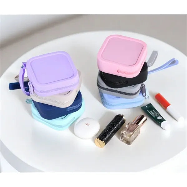 Square Silicone Zippered Wallet