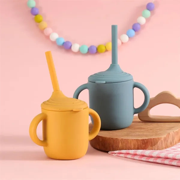 Food Grade BPA Free Silicone Baby Sipp Cup with Straw