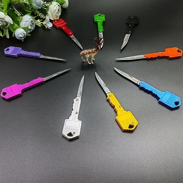 Multi-Functional Folding Key Knife for Outdoor Use