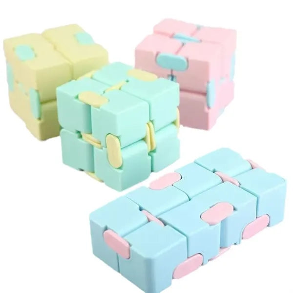 FlipCube Pocket Puzzle Desk Infinity Figet Toy