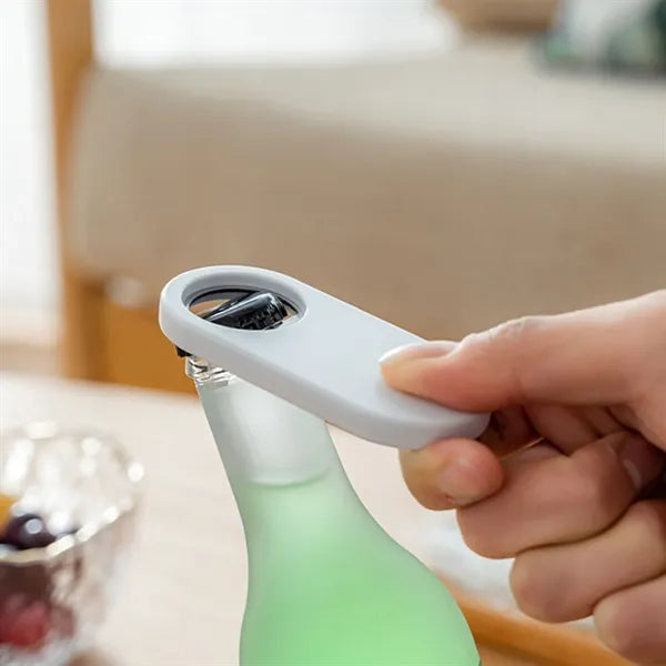 Magnetic bottle opener