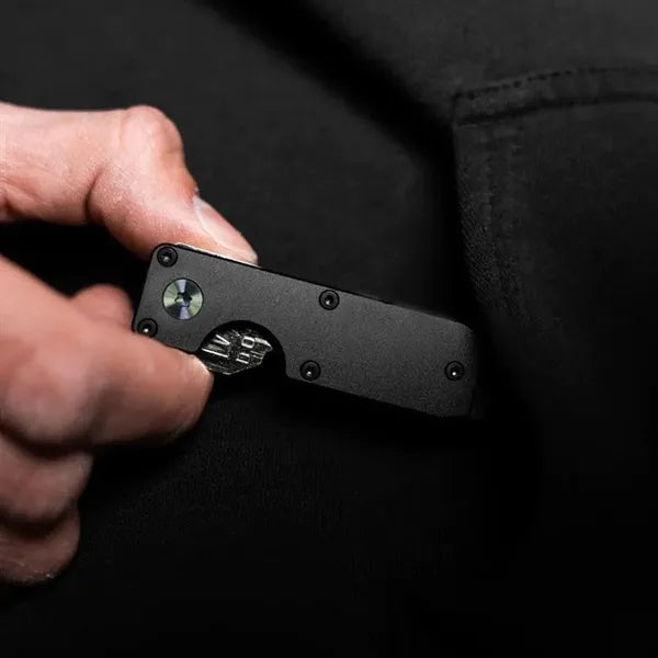 Compact Metallic Key Holder Keychain Secures