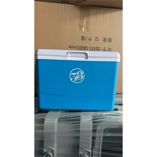 Portable Ice Retention Cooler for Beach Camping