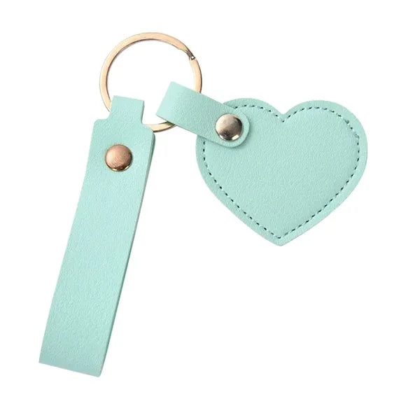 Heart Shaped Leather Keychain Can Be Customized Logo