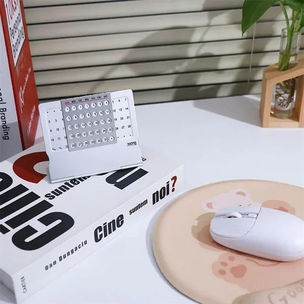 Creative Aluminum Alloy Metal Table Calendars