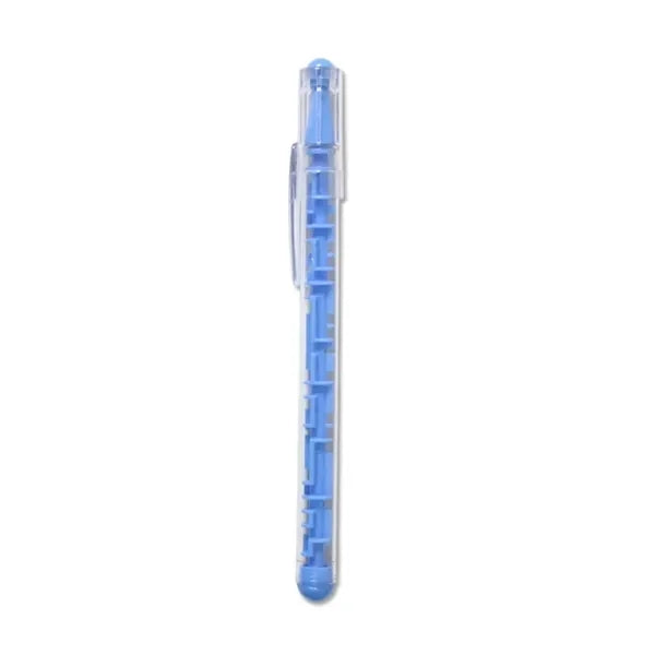 Maze pen