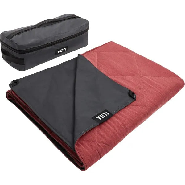 Outdoor Waterproofing Blanket with Travel Bag