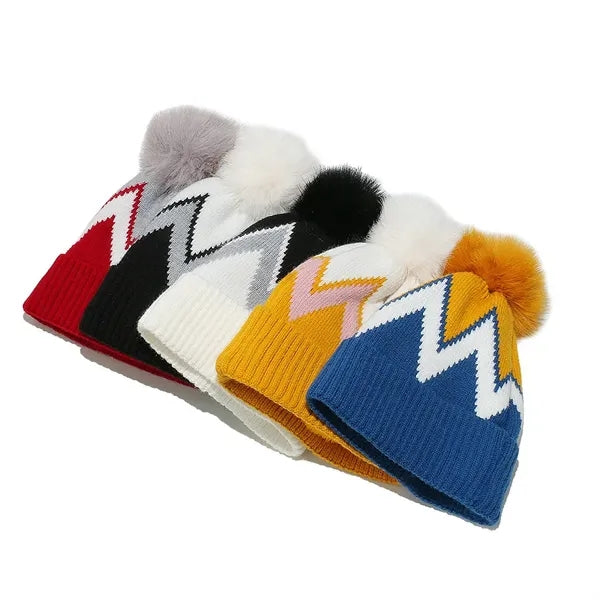 Geometric Wavy Stripes And Fleece Warm Knitted Hats