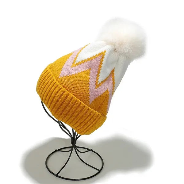 Geometric Wavy Stripes And Fleece Warm Knitted Hats
