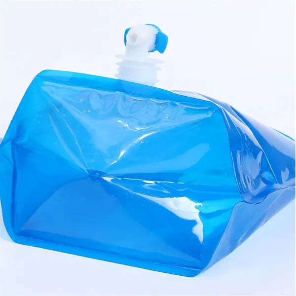 1.3 Gallon Foldable Drink Container Bag with Spigot
