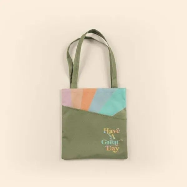 Main Squeeze Peek-a-boo - 4cp Poly