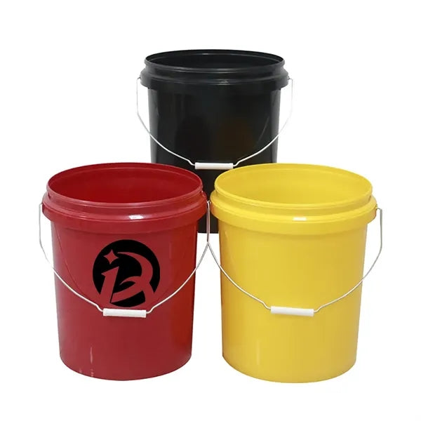 2 Gallon Buckets with Handle