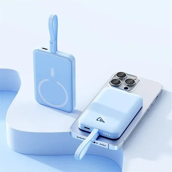 10000mAh Magnetic Power Bank Built-in USB C Lighting Cables