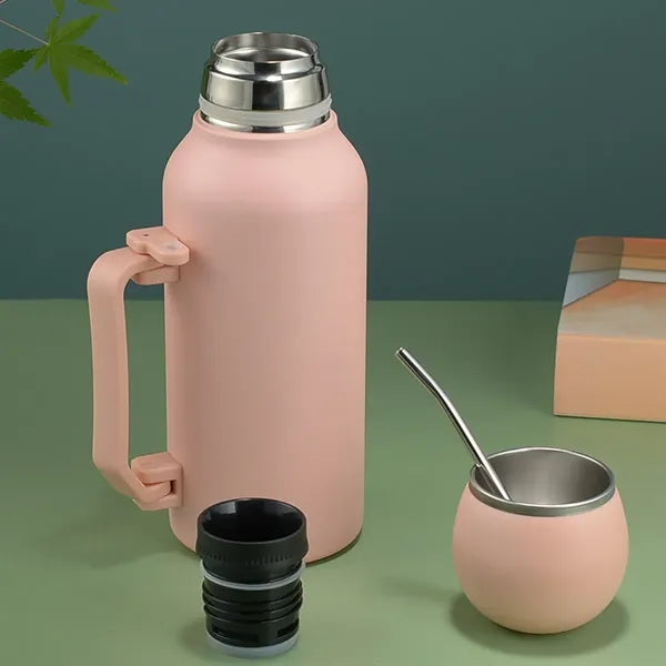 Stainless steel water bottle with spoon