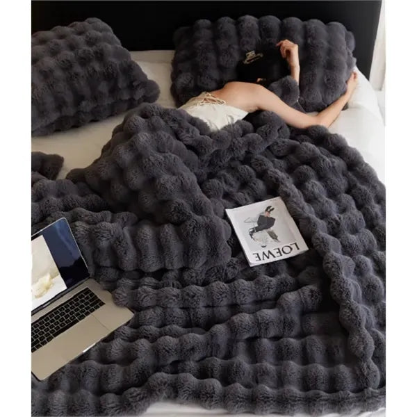 Luxury Cozy Faux Fur Throw Blanket