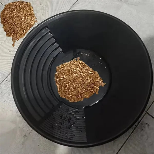 Heavy-Duty Plastic Gold Panning Pan
