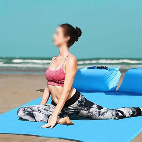 Sandproof Waterproof Camping Picnic Blanket with Air Pillow