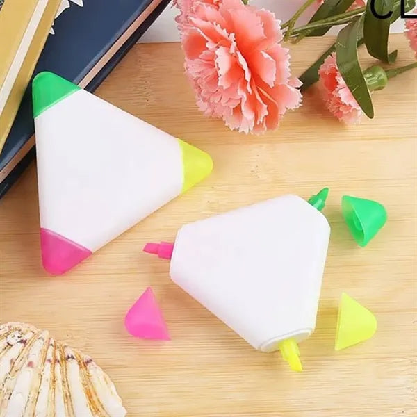3-in-1 Style Triangle Highlighter