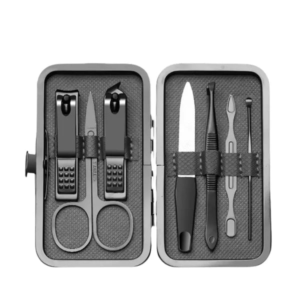 7-in-1 Manicure Set in Pu Leather Case