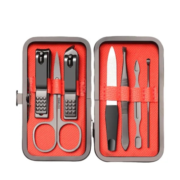 7-in-1 Manicure Set in Pu Leather Case