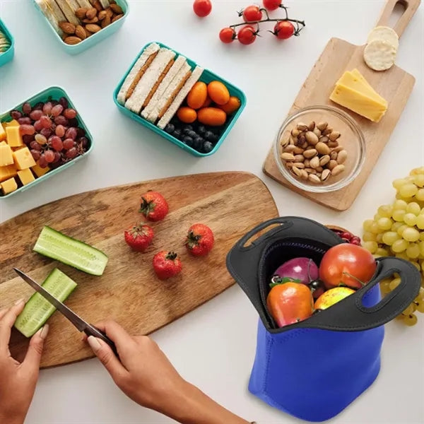Neoprene Insulated Lunch Bag With Zipper Closure