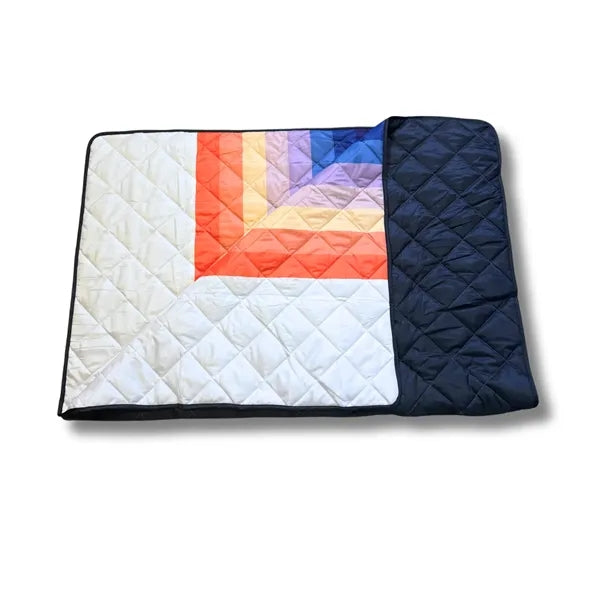 Quilted Blanket with Bag