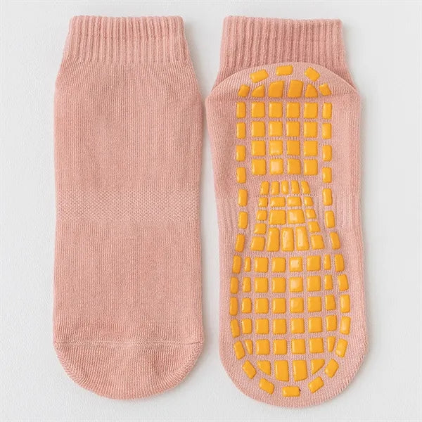 Non-Slip Yoga Trampoline Mid Tube Socks for Children