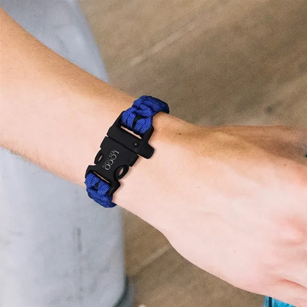 Survival Paracord Bracelet with Whistle