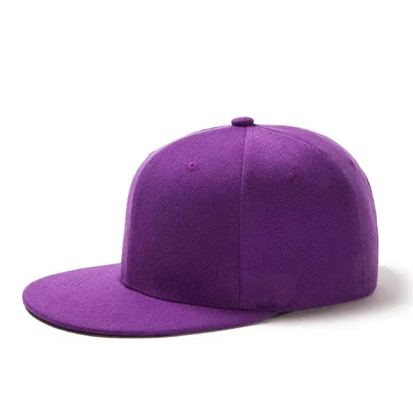 Stylish Six-Panel Snapback Hat for Urban & Casual Wear