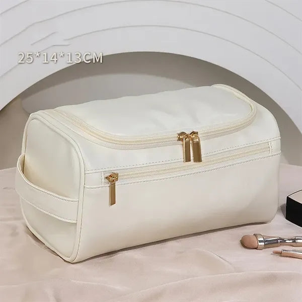 Large Capacity PU Leather Toiletry Bag With Hanger