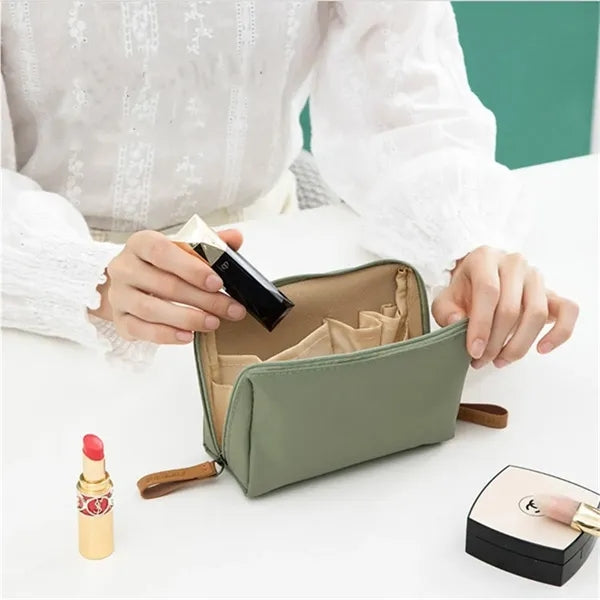 Small Carry-on Bag Cosmetic Pouch Makeup Lipstick