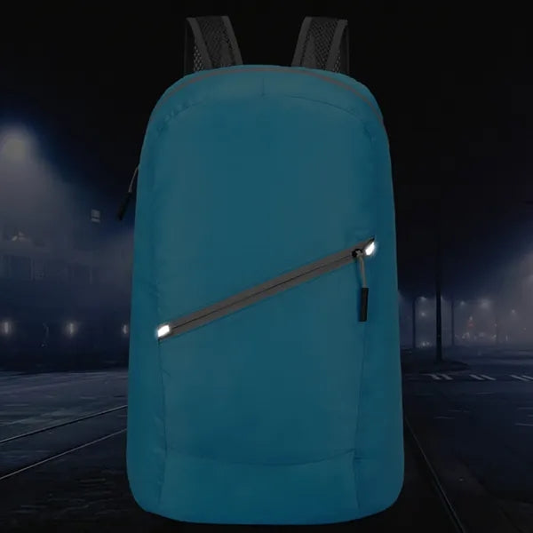Foldable ultra-thin backpack