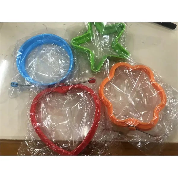 4pcs Silicone Egg Ring Pancake Mold and Squeeze Bottle Kit