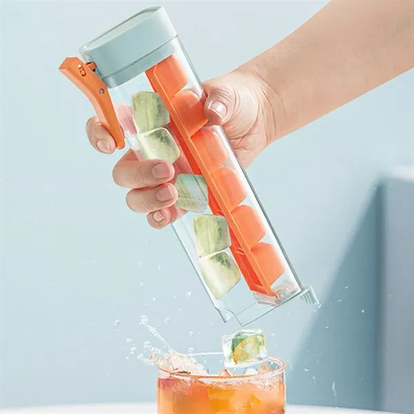 Portable homemade drinks ice cube tray with lid press