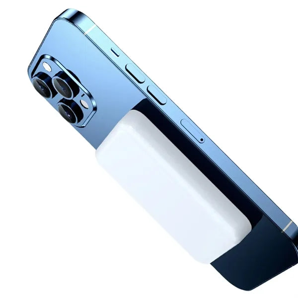 Magnetic Wireless Power Bank
