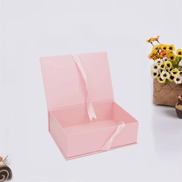 Gift Box Magnet