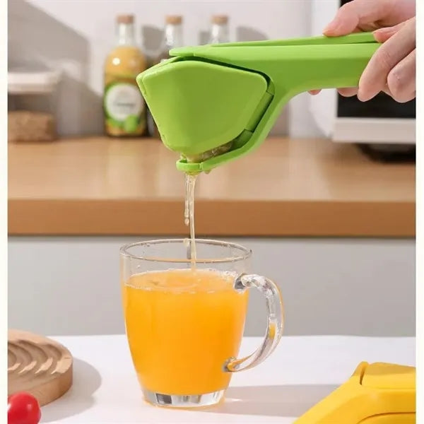 Lemon Squeezer, Effective at Squeezing Out Juic