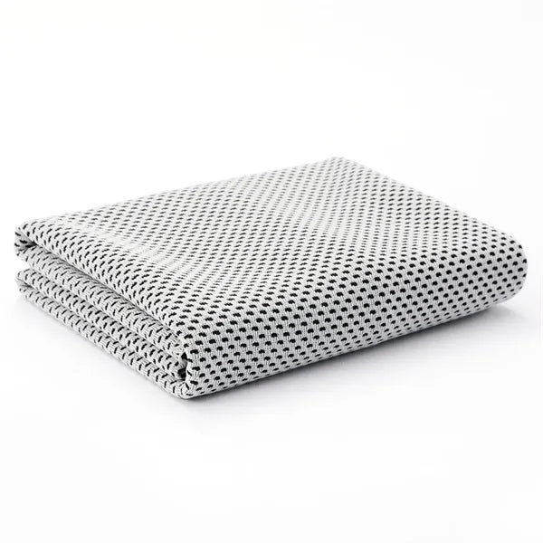 Cooling Towel with Smart Pouch