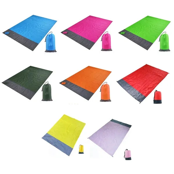Foldable Waterproof Outdoor Blanket with Carry Pouch