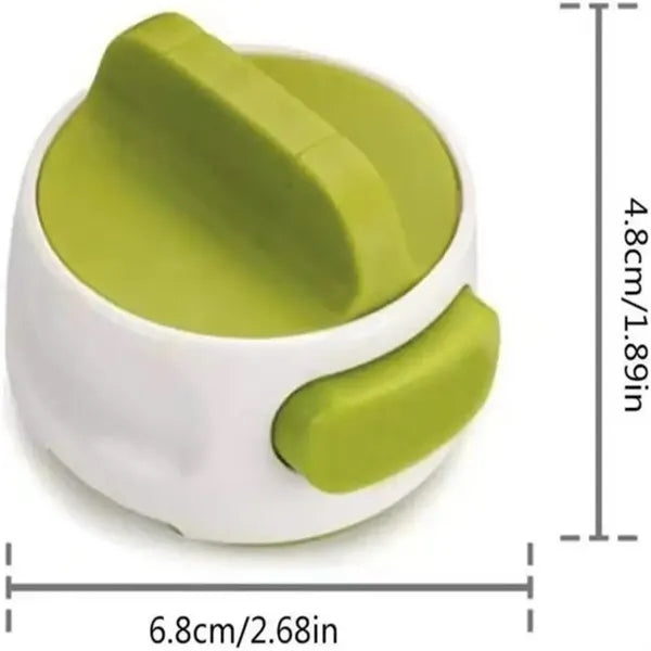 One-key rotating portable kitchen can opener
